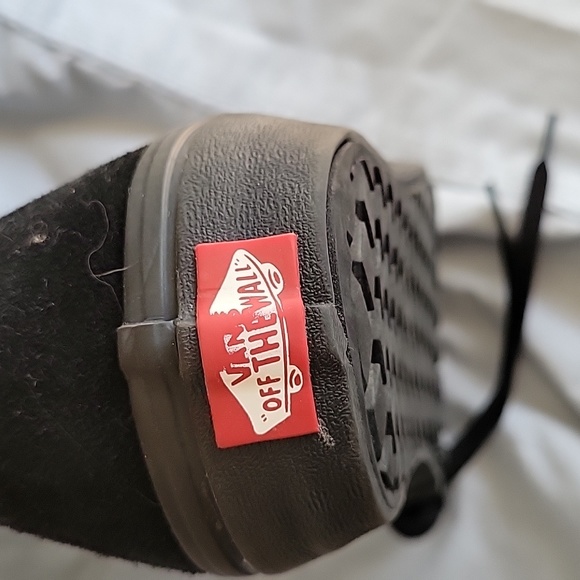 Vans sneakers like new - Picture 2 of 4